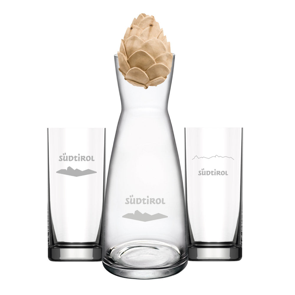 Alpinum "Zwoa" - Set mit Karaffe + Zirbenzapfen und 2 Wassergläser